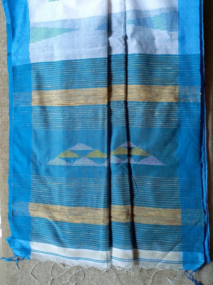 Bengal Handloom Taant Cotton Saree with buti designs in body - Image 3